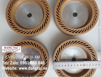 Trục Cao Su Tự Bung 50x147mm – Đánh Bóng Inox, Kim Loại Giá Tốt