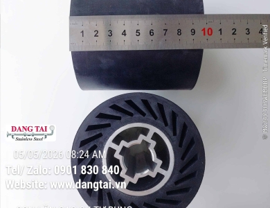 Con Lăn Cao Su Tự Bung 90x100mm Lõi Nhôm – Bền Chắc, Đánh Bóng Inox Hiệu Quả