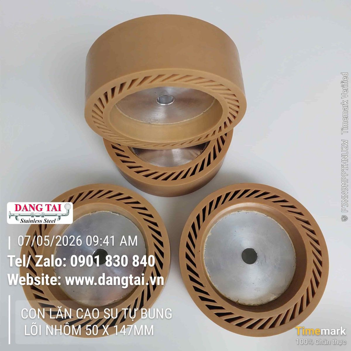 Con lăn cao su tự bung dùng cho xử lý bề mặt inox